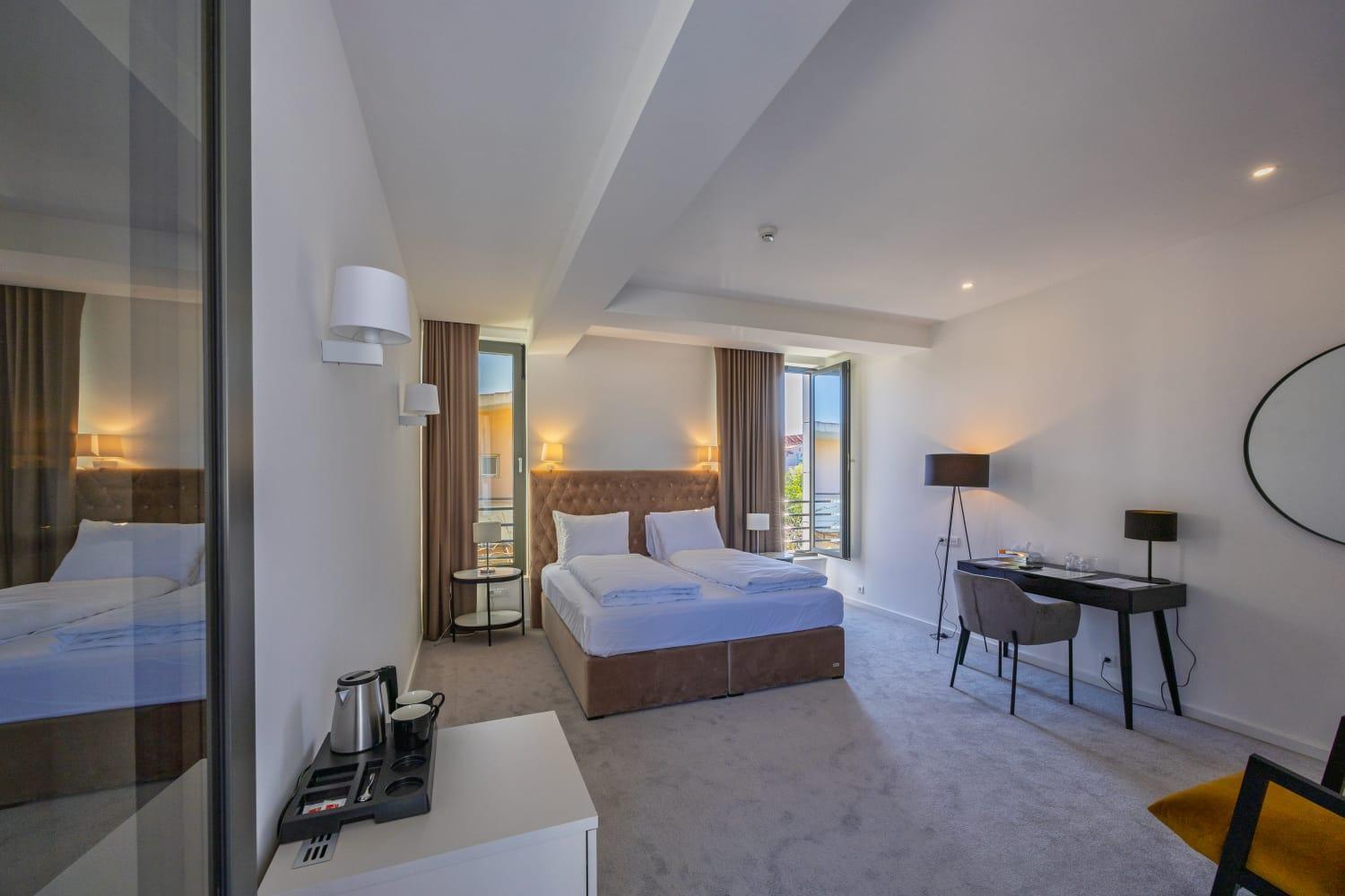 Hotel Oscar Каштела Экстерьер фото